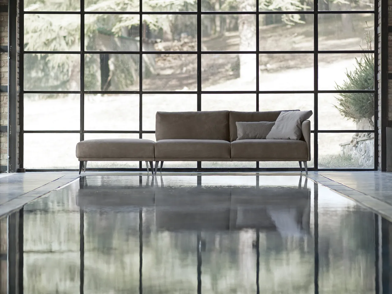 margot divano industrial design