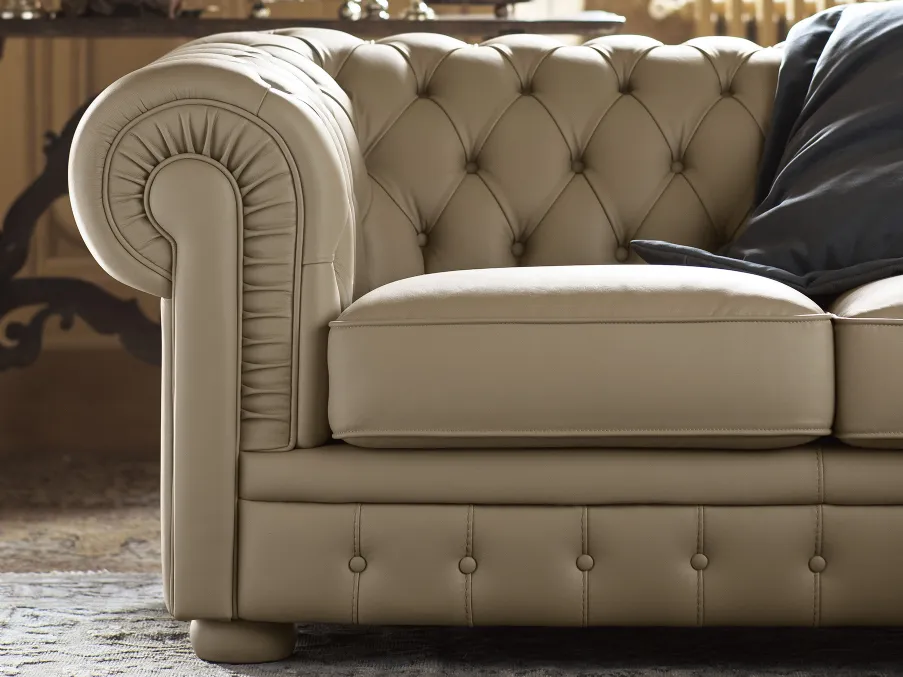 Divani classici chesterfield