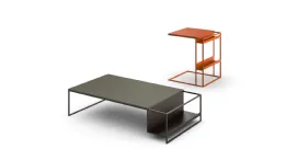 tavolino moderno con vassoi porta oggetti