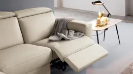 divano moderno con relax Marvin